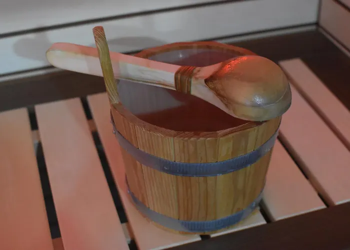 Im Tal 2 Haus - 3 Baeder, 3 Kuechen, 6 Sz, 12 Betten *